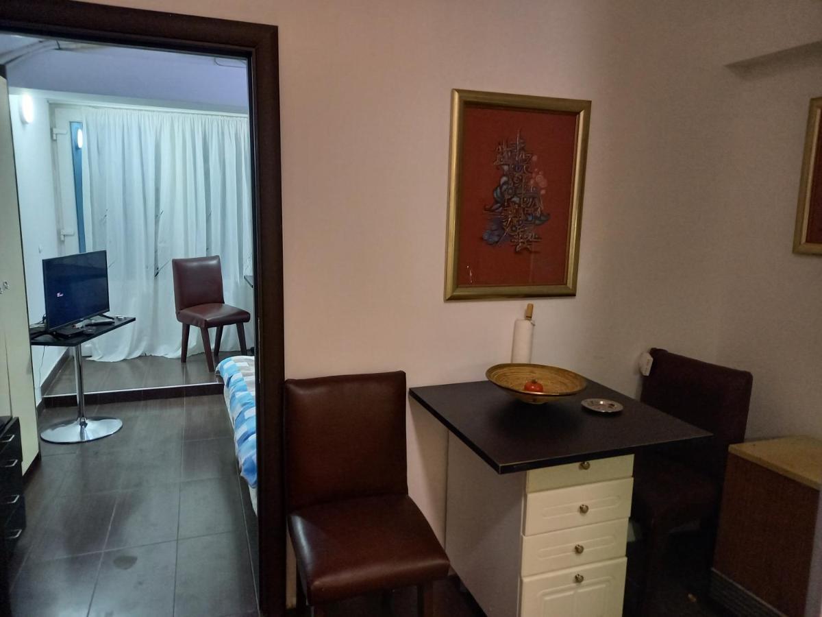 Green Point Apartments Dusanovac 客房 照片